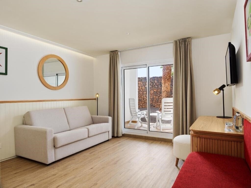 Изображение H10 White Suites (ex. Sentido) 4*