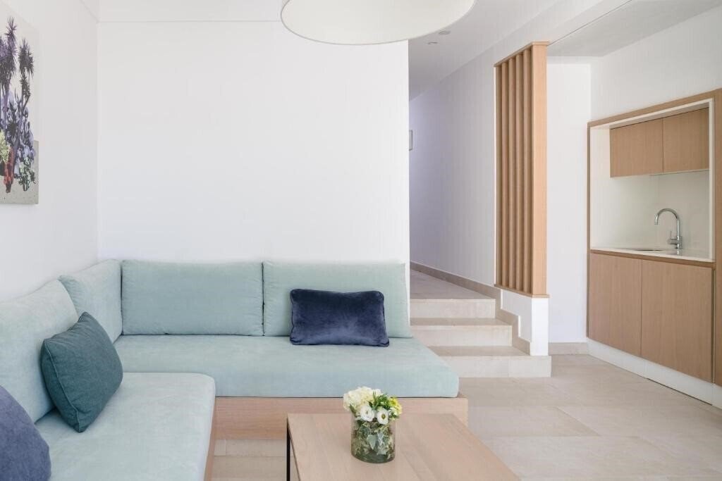 Картинка Plus Fariones Suite Hotel 4*