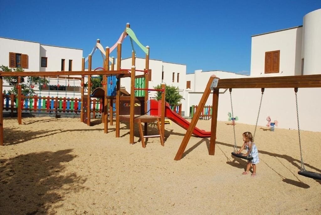 Фотография Las Caletas Village 4*