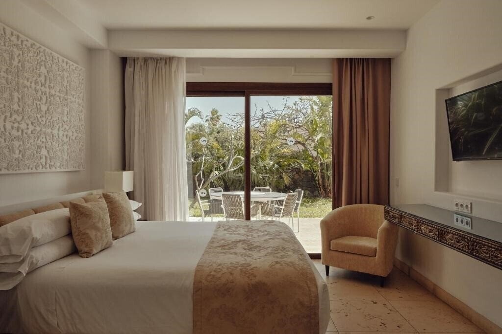 Фото Alondra Villas 5*