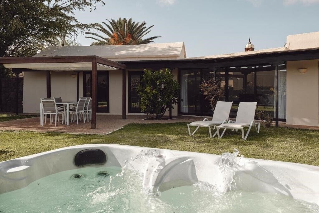 Картинка Alondra Villas 5*