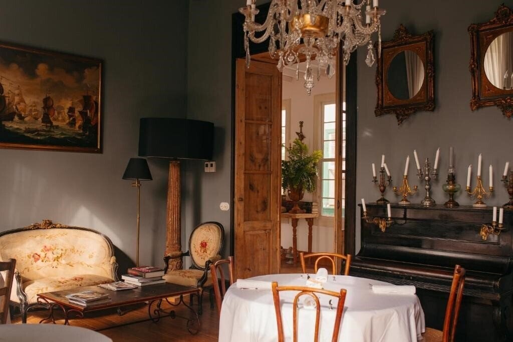 Картинка Hotel Emblematico La Casa de Los Naranjos 4*