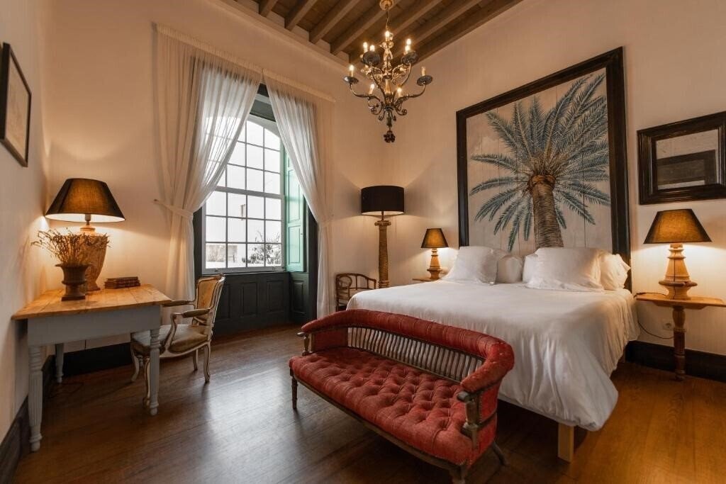 Фото Hotel Emblematico La Casa de Los Naranjos 4*