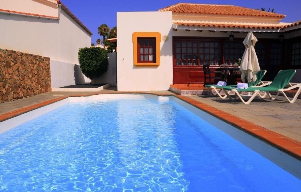 Фотографія Vip Villas Caleta Dorada 3*