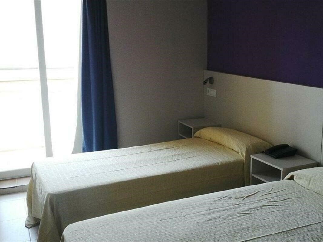 Отель Sun Beach 3*
