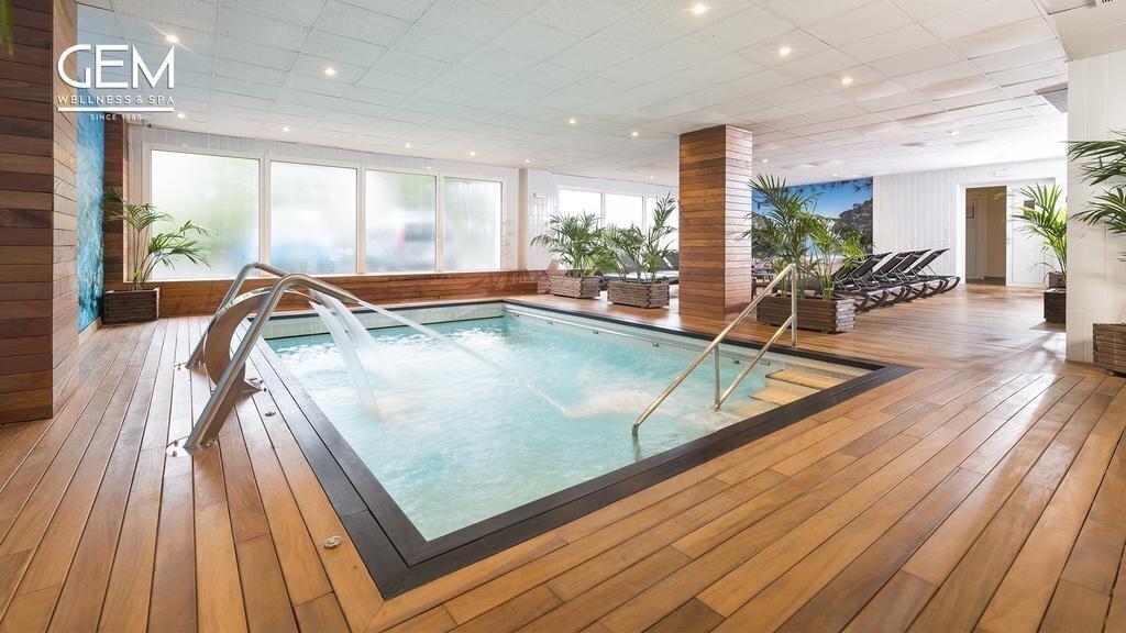 Отель Institut Gem Wellness & Spa Apart (ex. Aparthotel Guitart Central Park) апартаменты