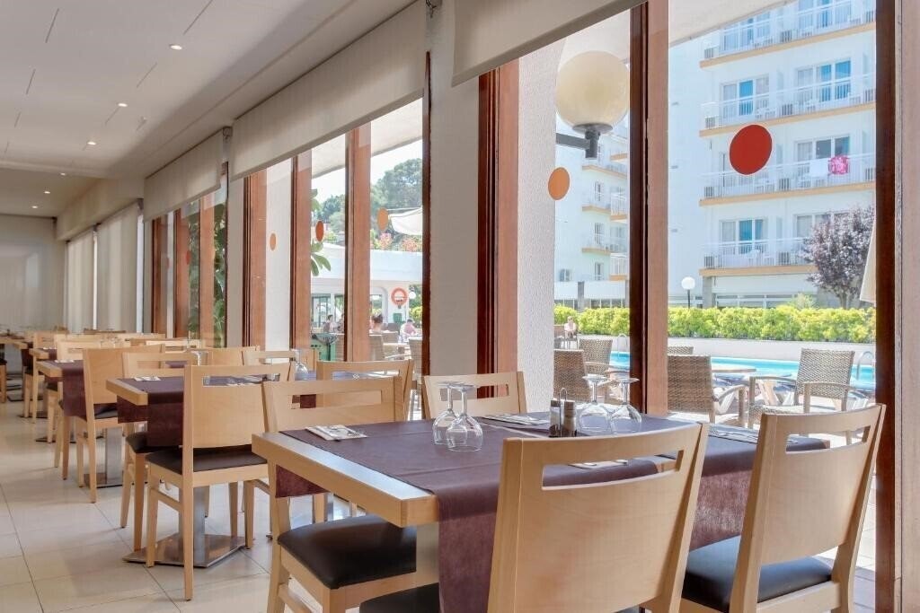 Зображення Garbi Park 4*