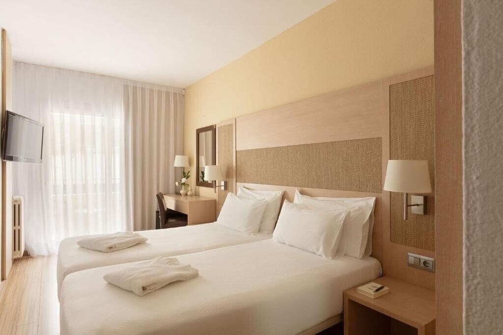 Фото Augusta Club Hotel & SPA 4*
