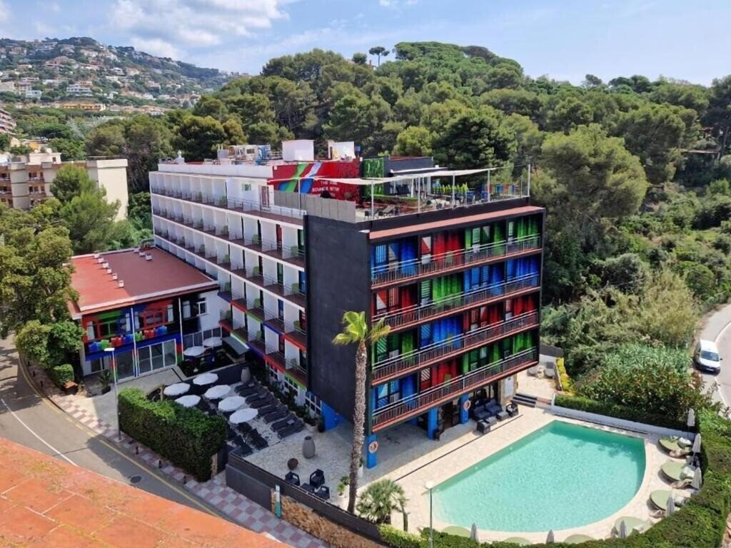 Отель Lloret Vibe Affiliated by Fergus 4*