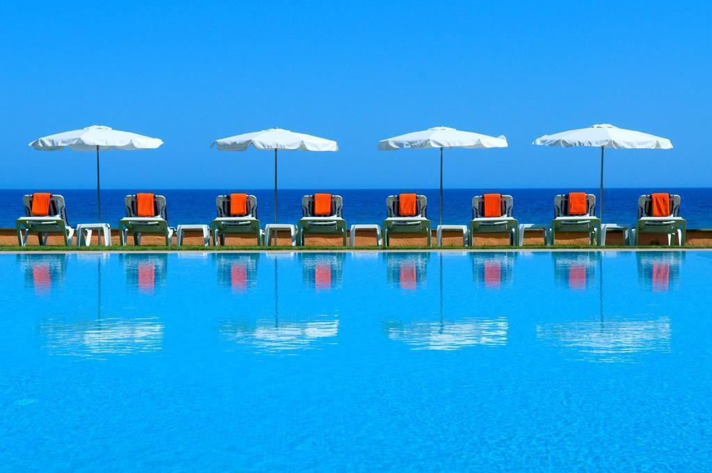 Отель Santa Marta 5*