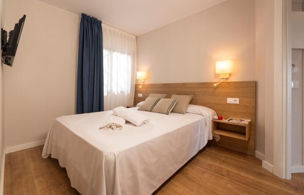 Фото Apartamentos Guitart 3*