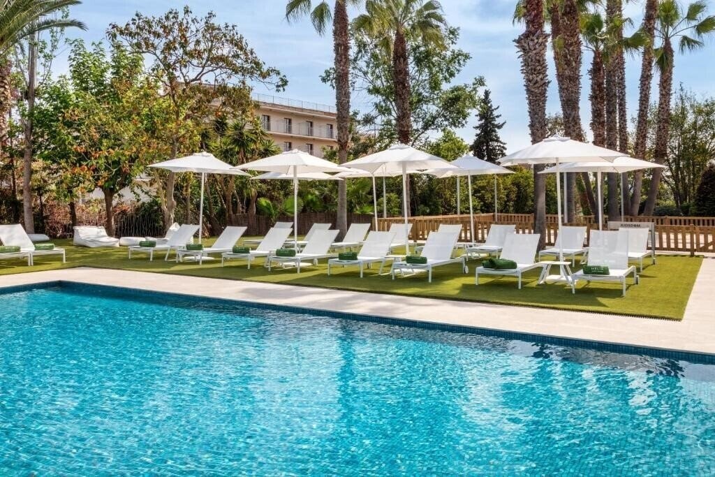 Отель Melia Lloret de Mar 5*
