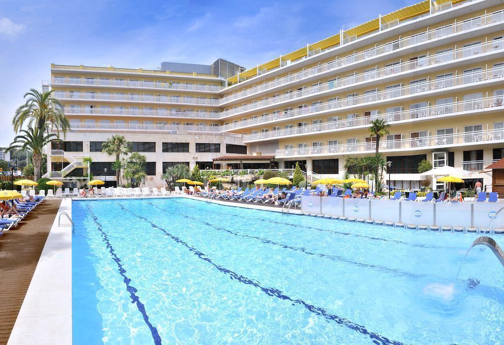 Готель GHT Oasis Park & SPA 4*