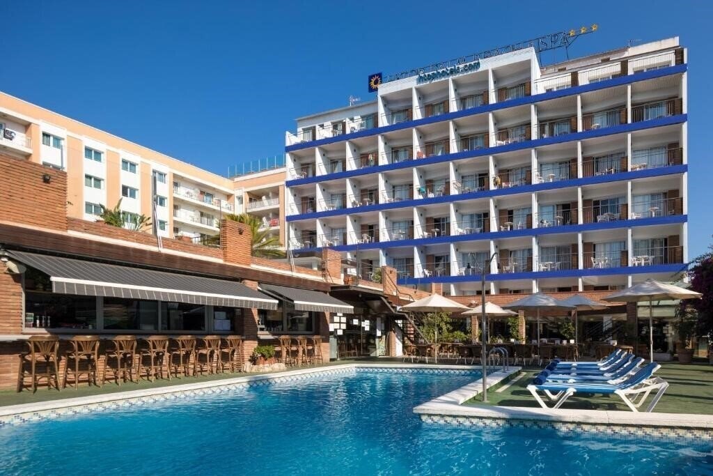 Готель Htop Palm Beach & SPA 3*