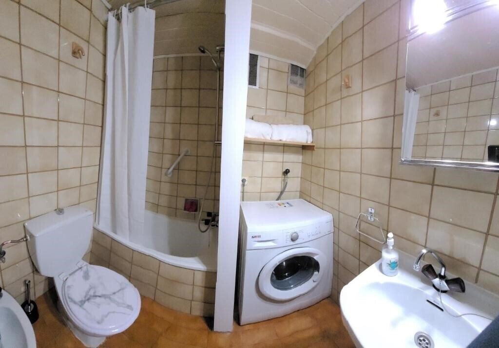 Фотографія Apartamentos Antillas Fenals Apt 3*
