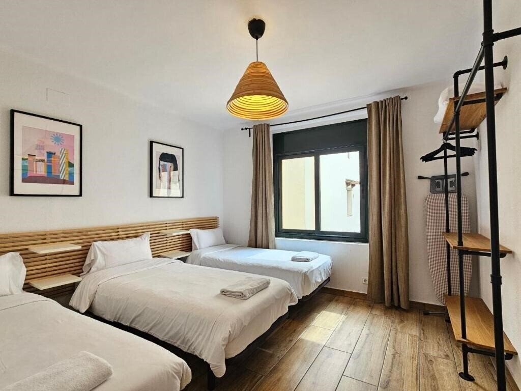 Фото Apartaments Sant Lluis 2*