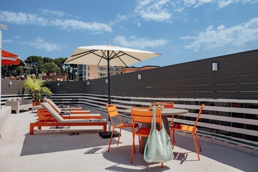 Готель Hotel Robson 2*