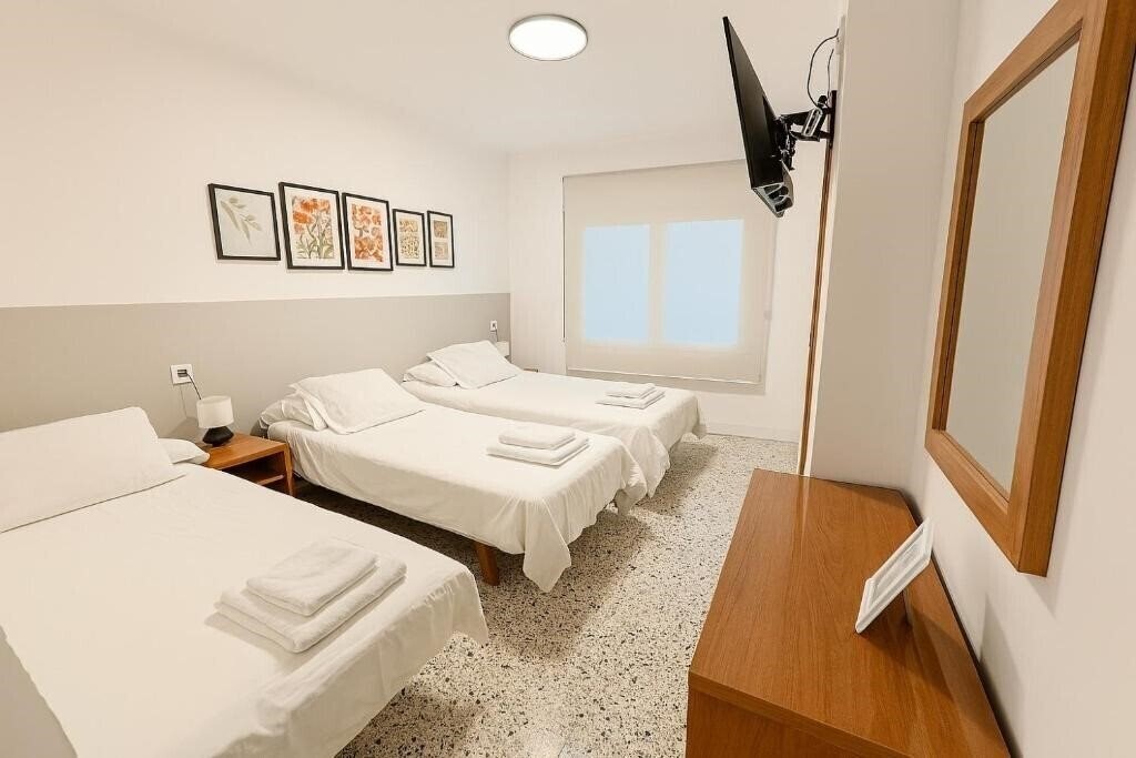 Картинка Hotel Y Apartamento Moli De Mar 2*