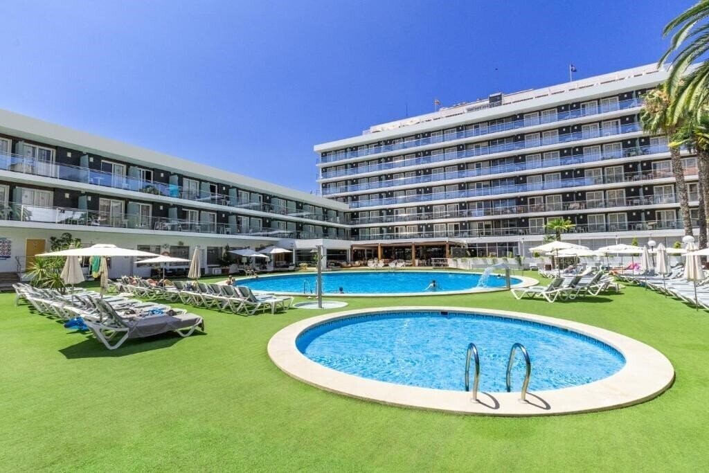 Отель Anabel 4*