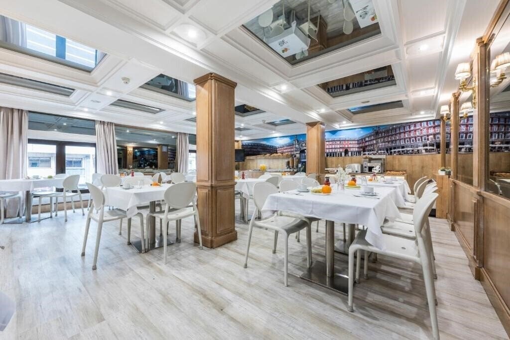 Картинка Espahotel Gran Via 3*