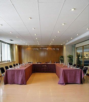 Фото Husa Chamartin 4*