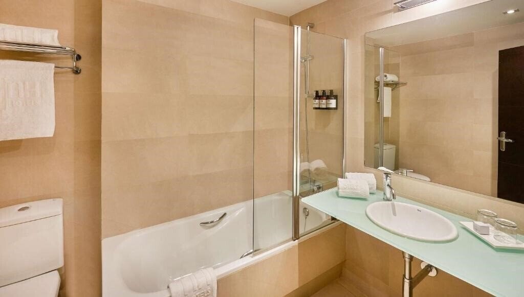 Зображення Nh Lagasca 3*