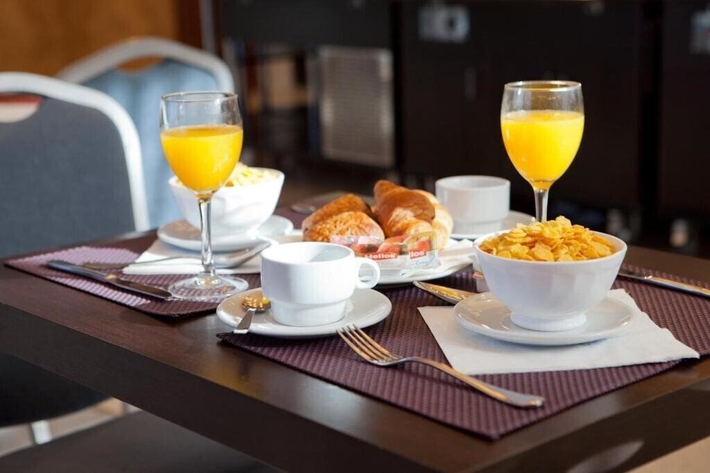 Картинка Avant Torrejon 3*