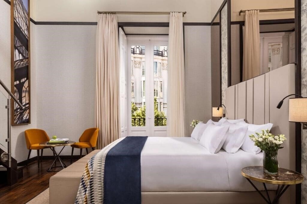 Фотографія Nh Palacio De Tepa 5*