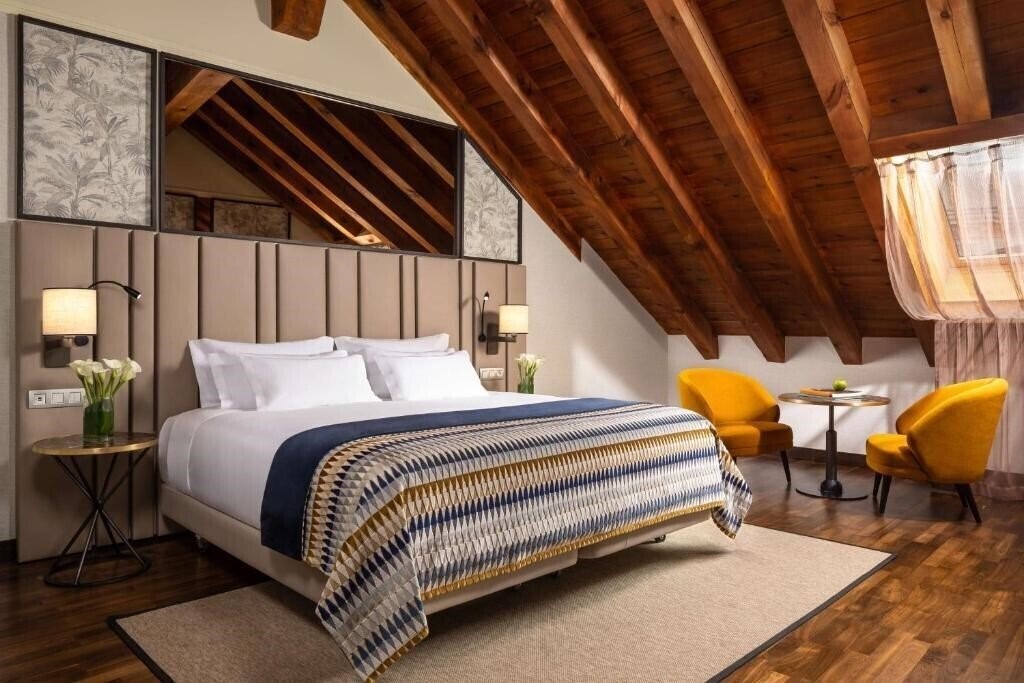 Картинка Nh Palacio De Tepa 5*