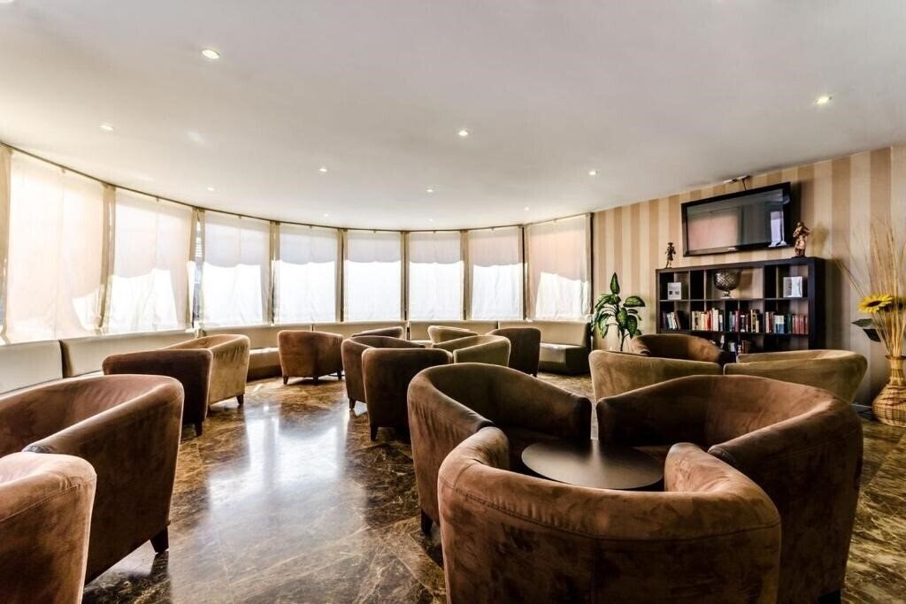 Изображение Alcala Plaza 3*
