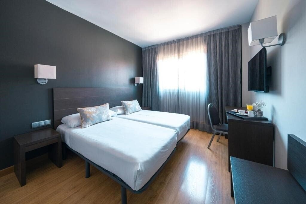 Фото Cisneros 3*