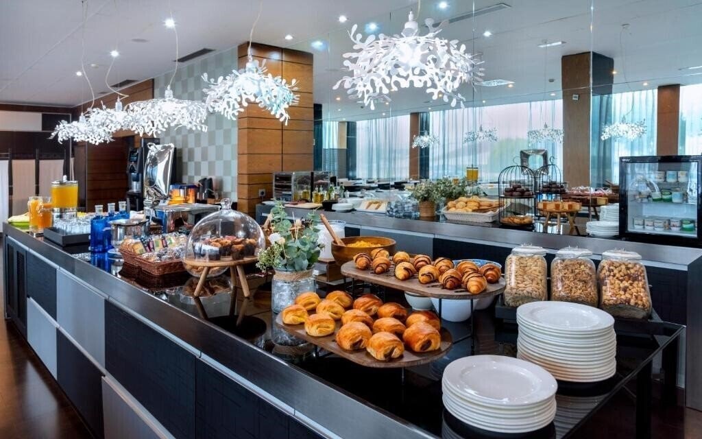Изображение Ciudad De Mostoles 4*