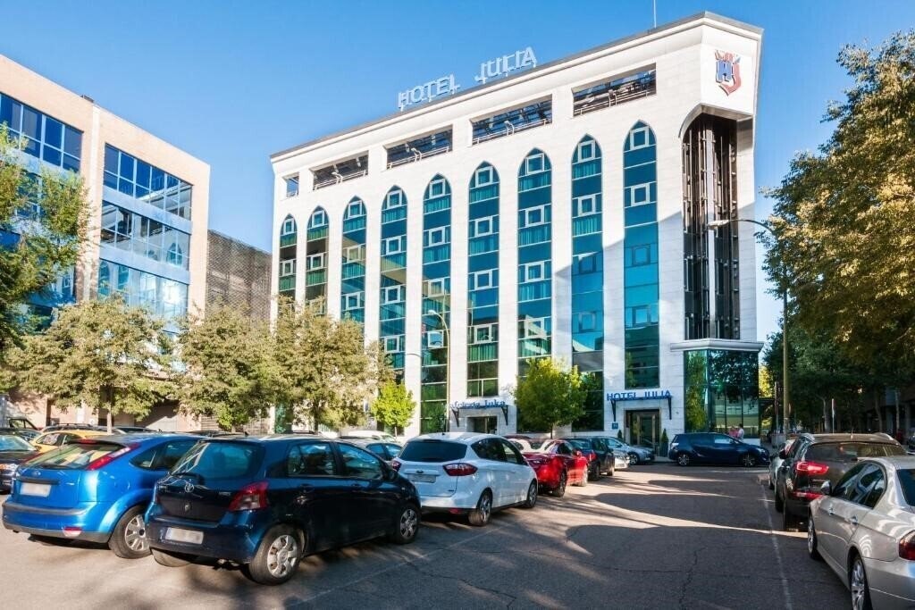 Готель Julia 2*