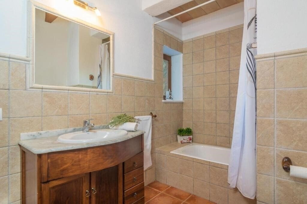 Фотография Mercader 4*