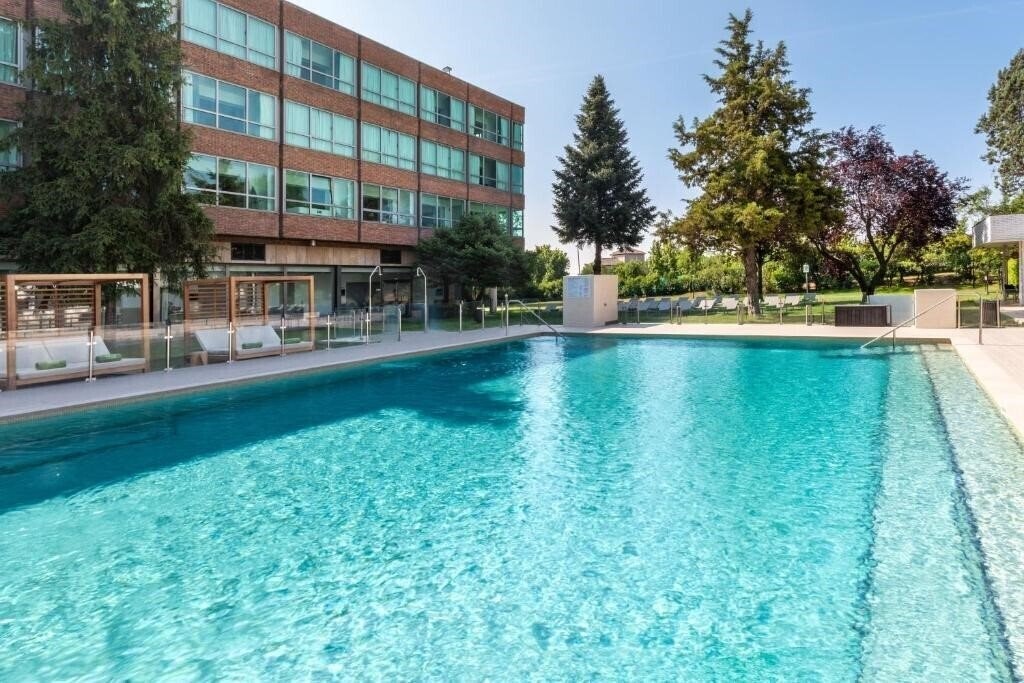 Фото Melia Barajas 4*