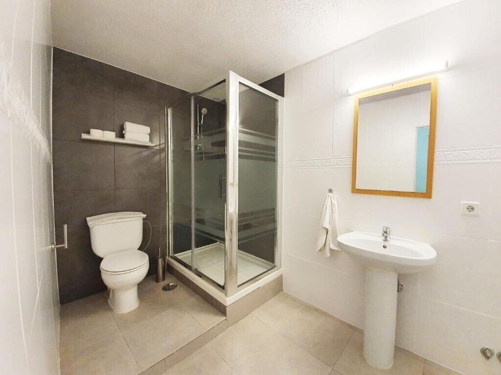 Отель Hostal Alicante 2*