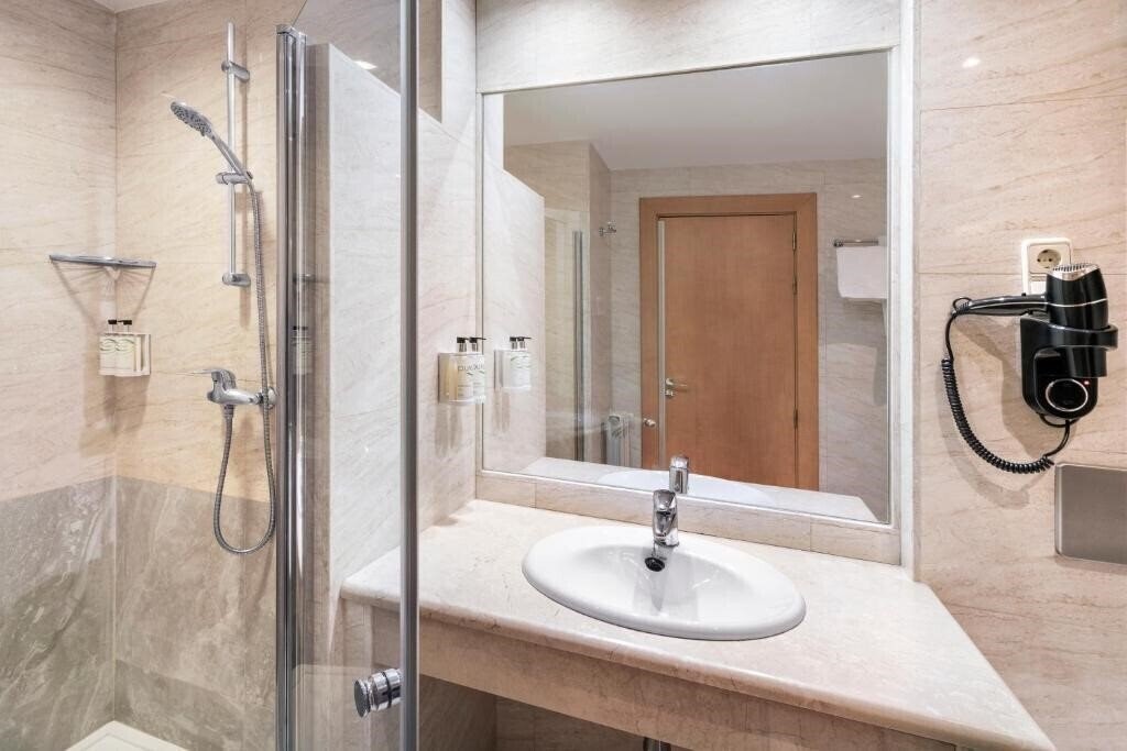 Фотография B&B Hotel Madrid Arganda 3*