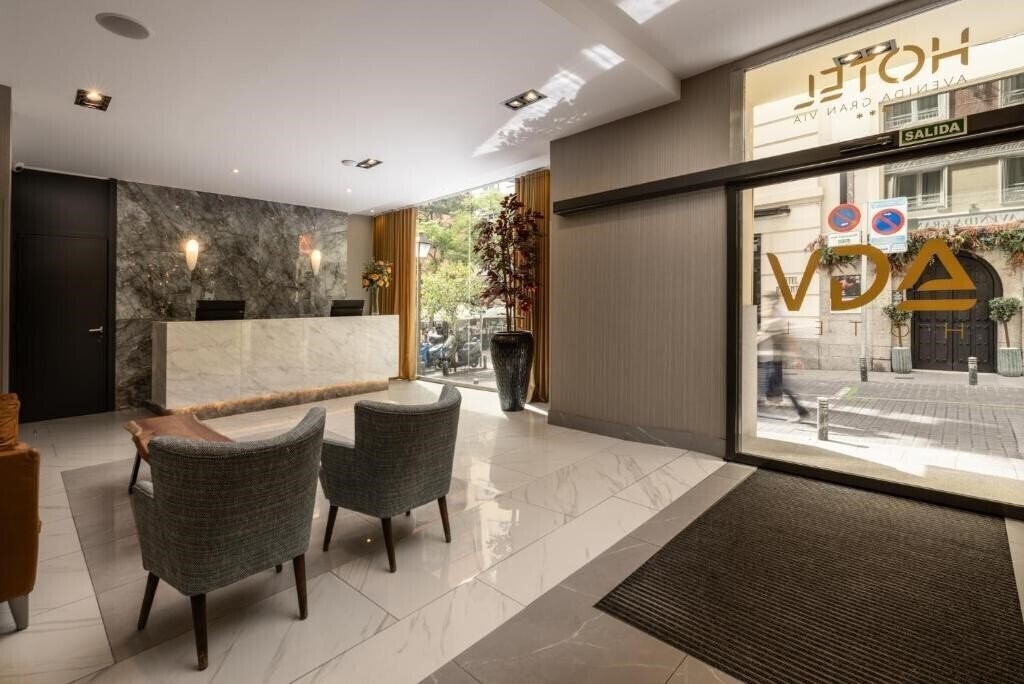 Фотографія Avenida Gran Via 3*