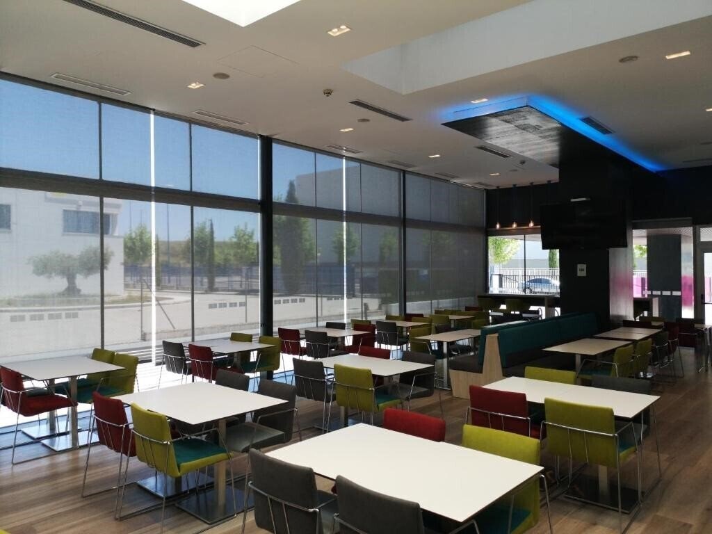 Изображение Holiday Inn Express Madrid Leganes 3*