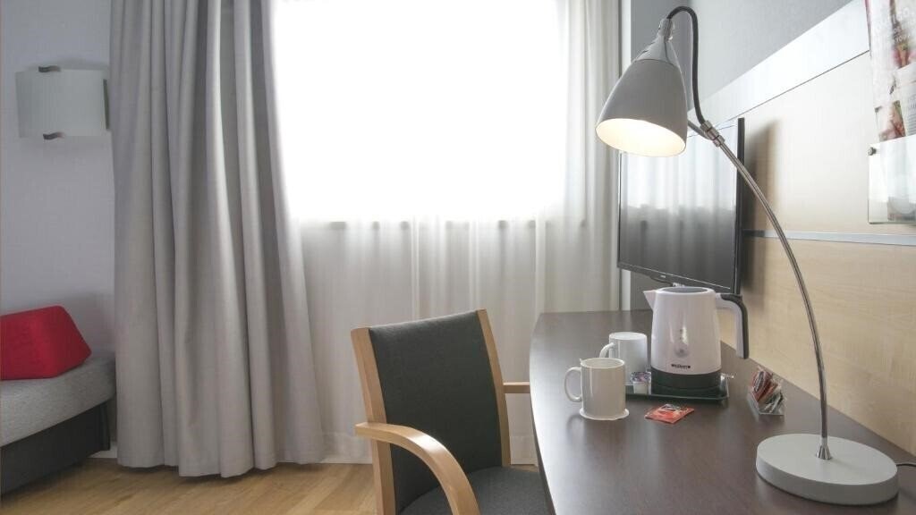 Картинка Holiday Inn Express Madrid Rivas 3*
