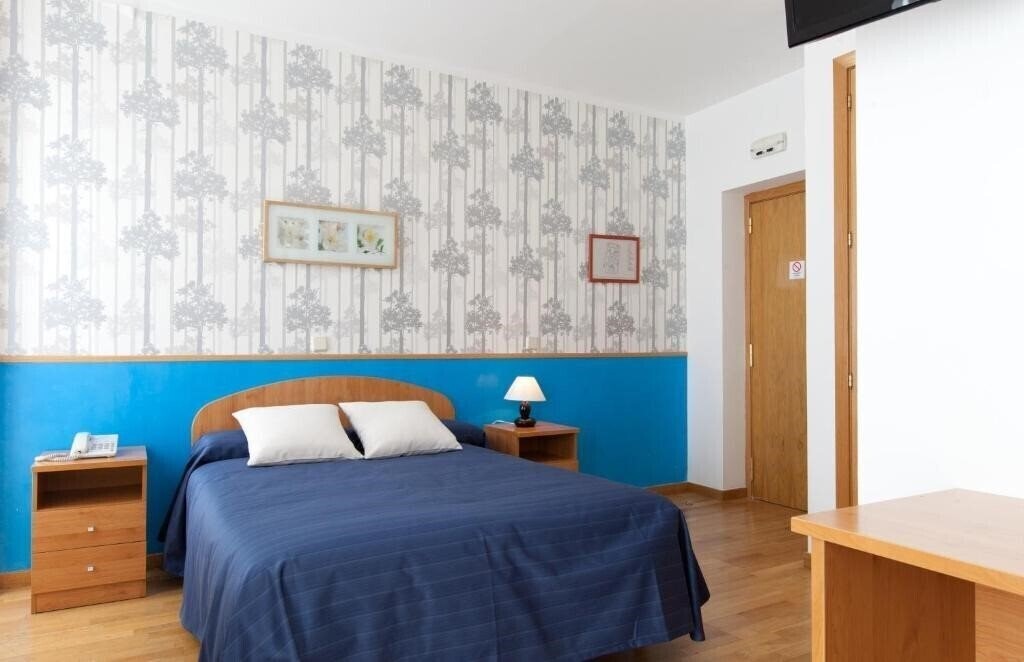 Изображение Hostal Montaloya 2*