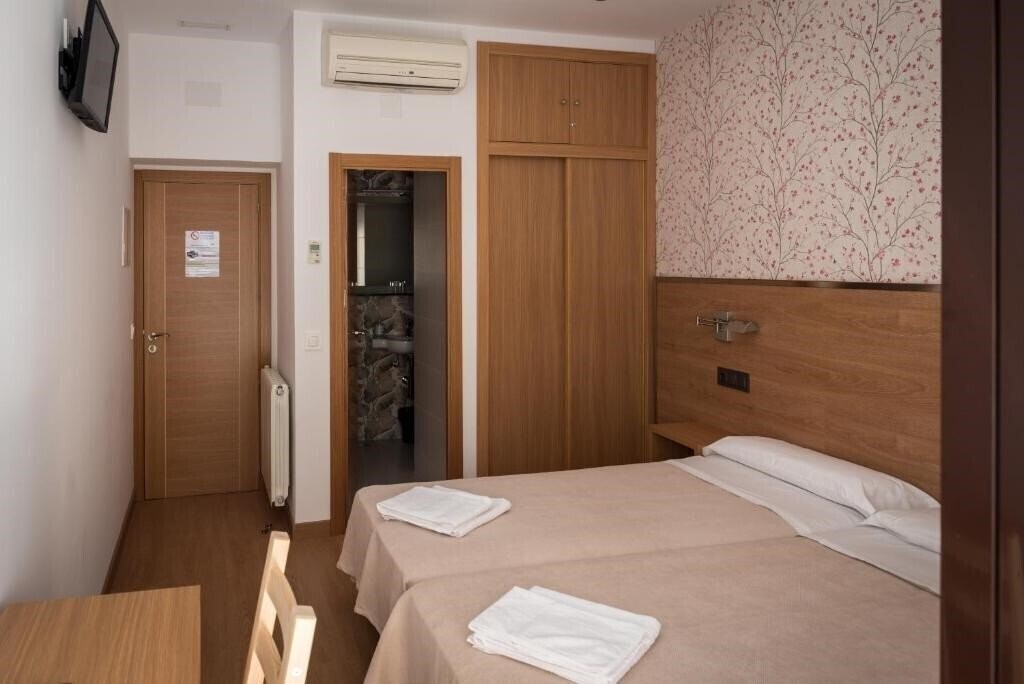 Картинка Hostal San Antonio 1*