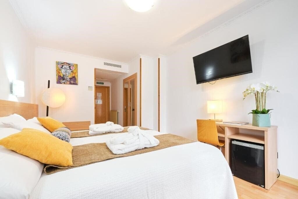 Готель Hotel Don Manuel 3*