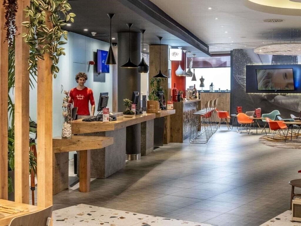 Картинка Hotel Ibis Madrid Aeropuerto Barajas 3*