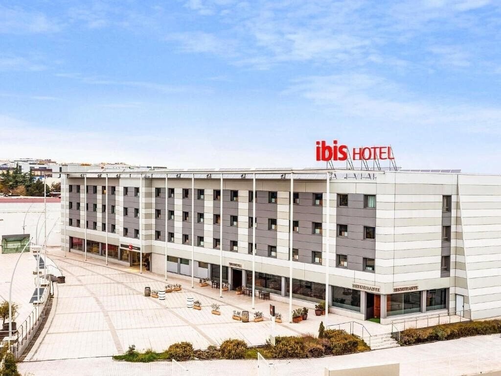 Готель Ibis Madrid Alcobendas 2*