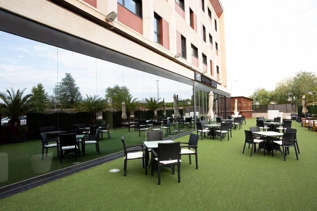 Фотографія Las Artes 3*