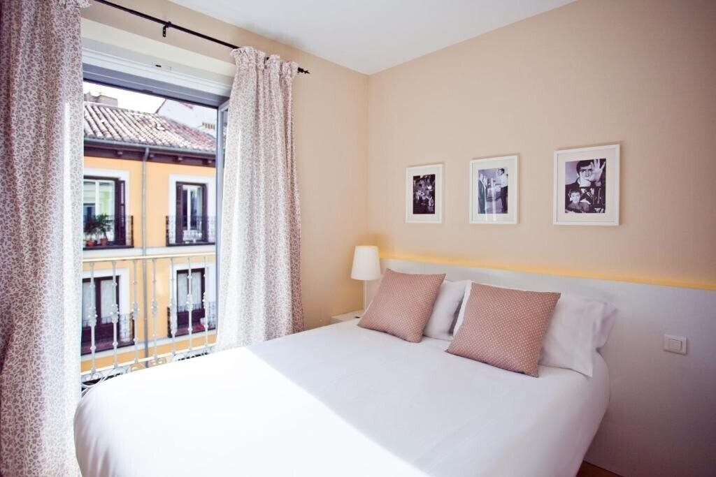 Фото Madrid Central Suites 1*