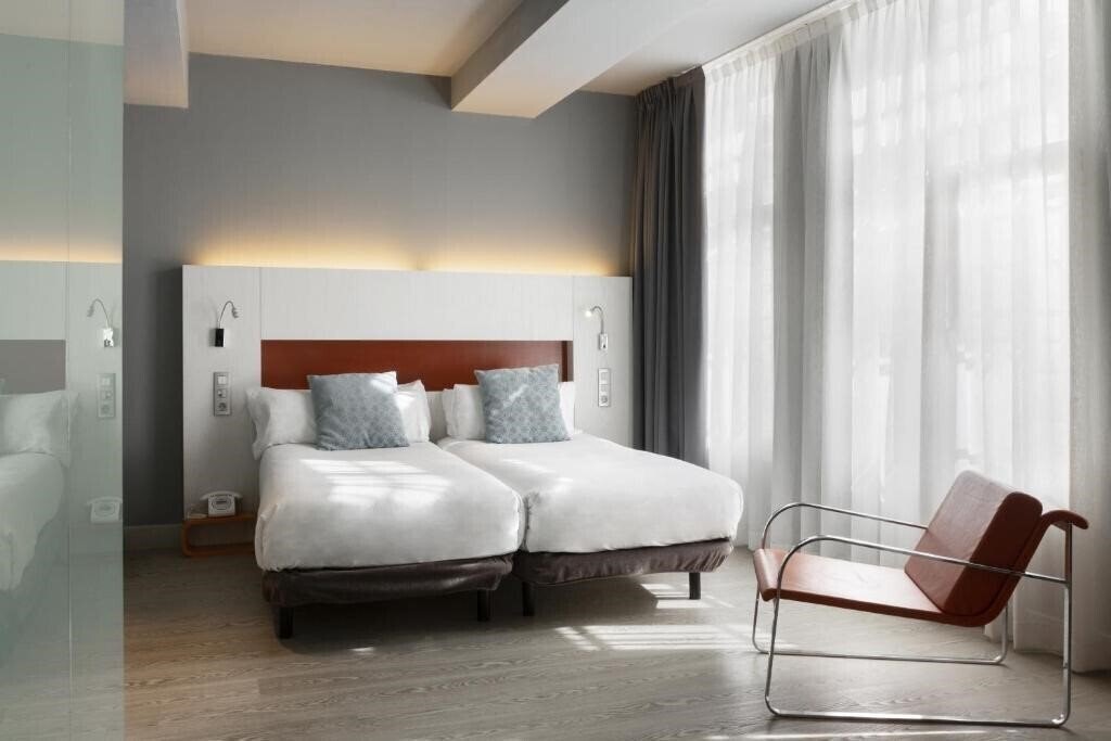 Фото Petit Palace Alcala Torre-Tower Views 4*