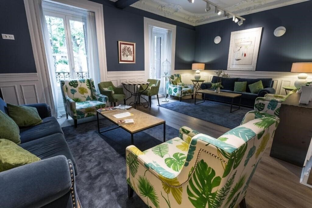 Готель Petit Palace Lealtad Plaza 4*
