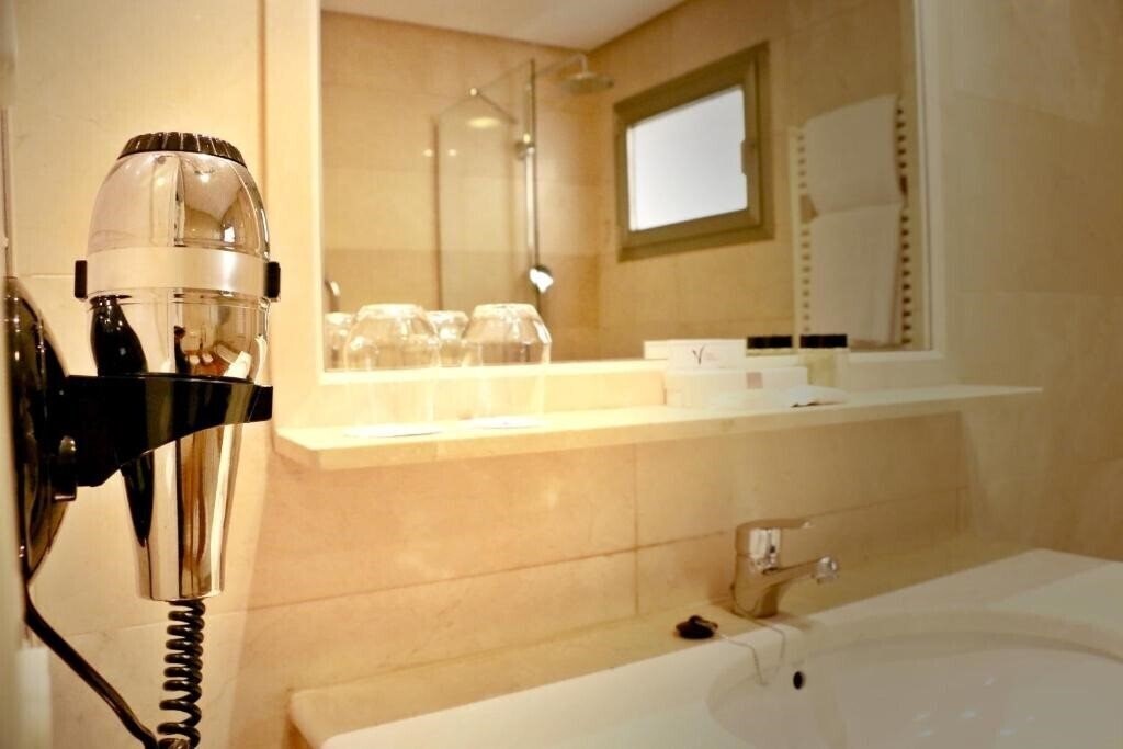 Фотография Villamadrid 4*